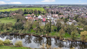 Photo 1- click for photo gallery